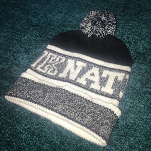 Pink Victoria’s Secret knitted hat “pink nation”